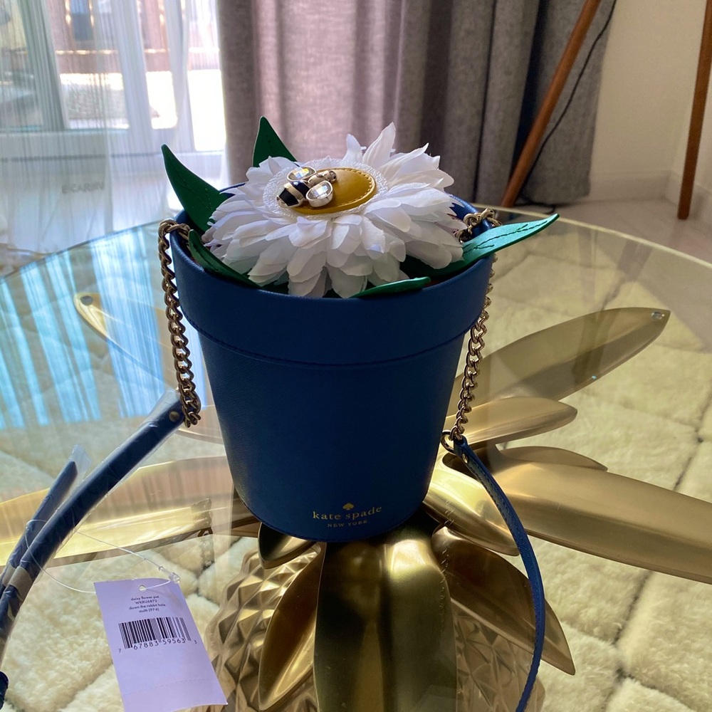Kate Spade flower Bag Down the rabbit hole NWT